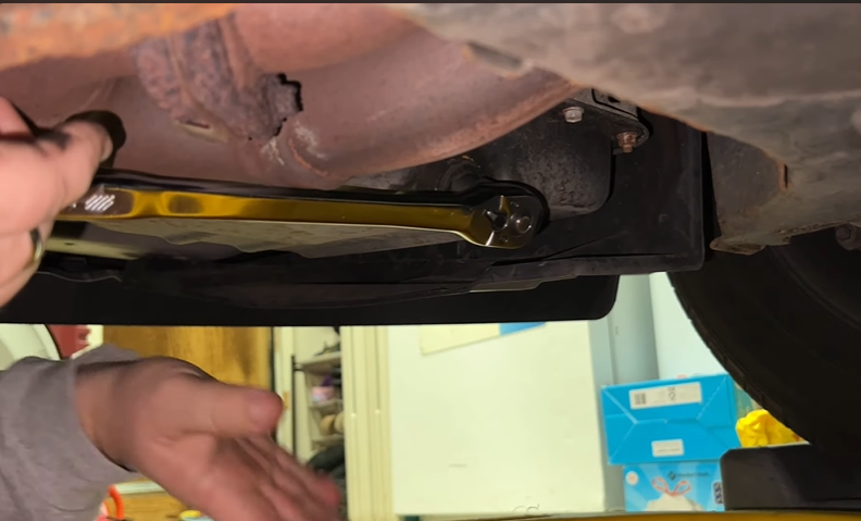 How to Remove Rounded off Oil Drain Plug