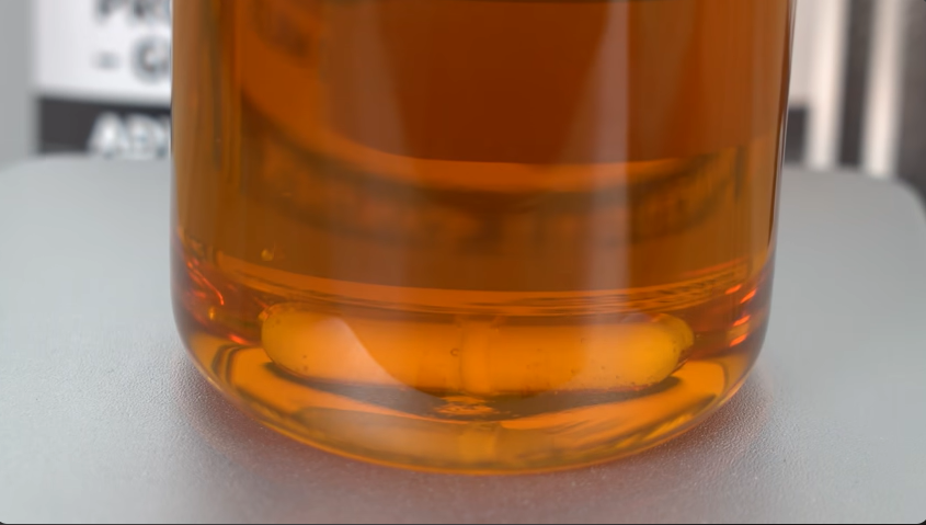 Is Synthetic Oil Darker Than Conventional Oil