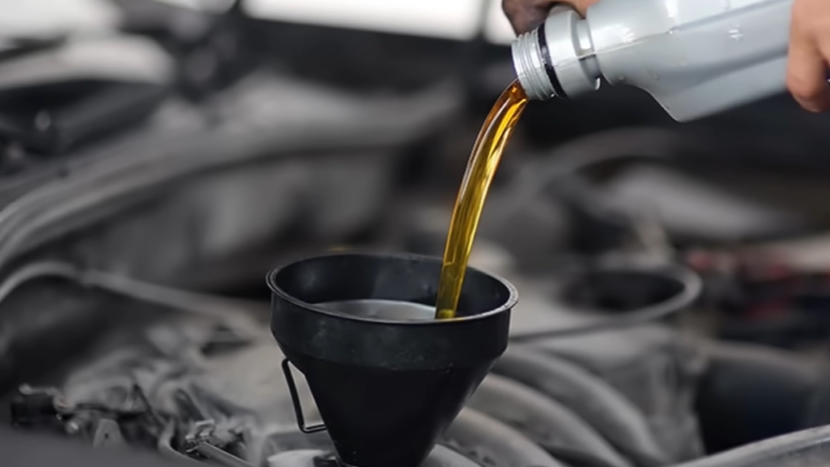 Does a 2011 Toyota Camry Need Synthetic Oil?